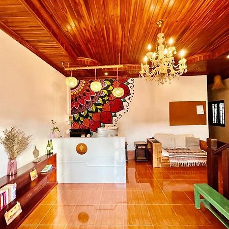 La Casa Hostel Луанґпхабанґ Екстер'єр фото