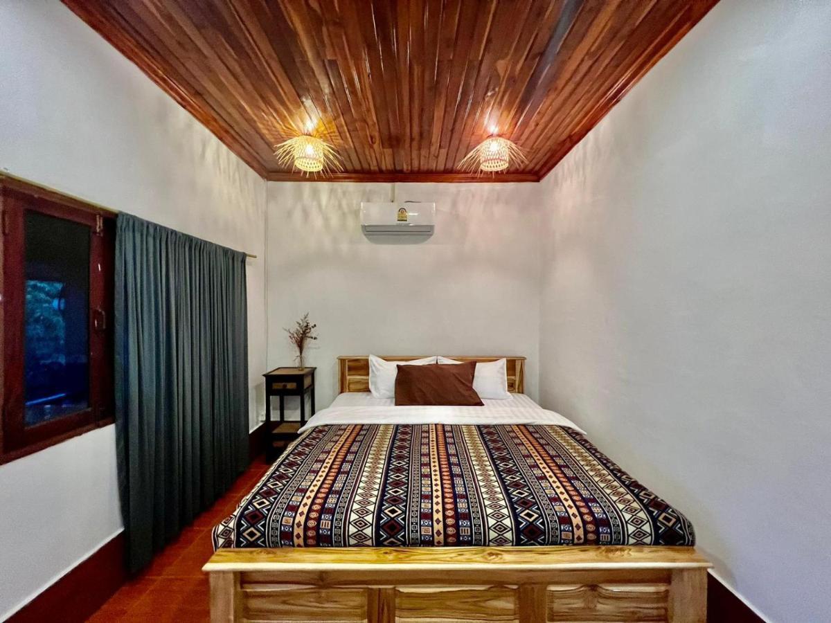 La Casa Hostel Луанґпхабанґ Екстер'єр фото